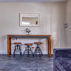 https://a-craftsman-bungalow.bestsacramentohotels.com